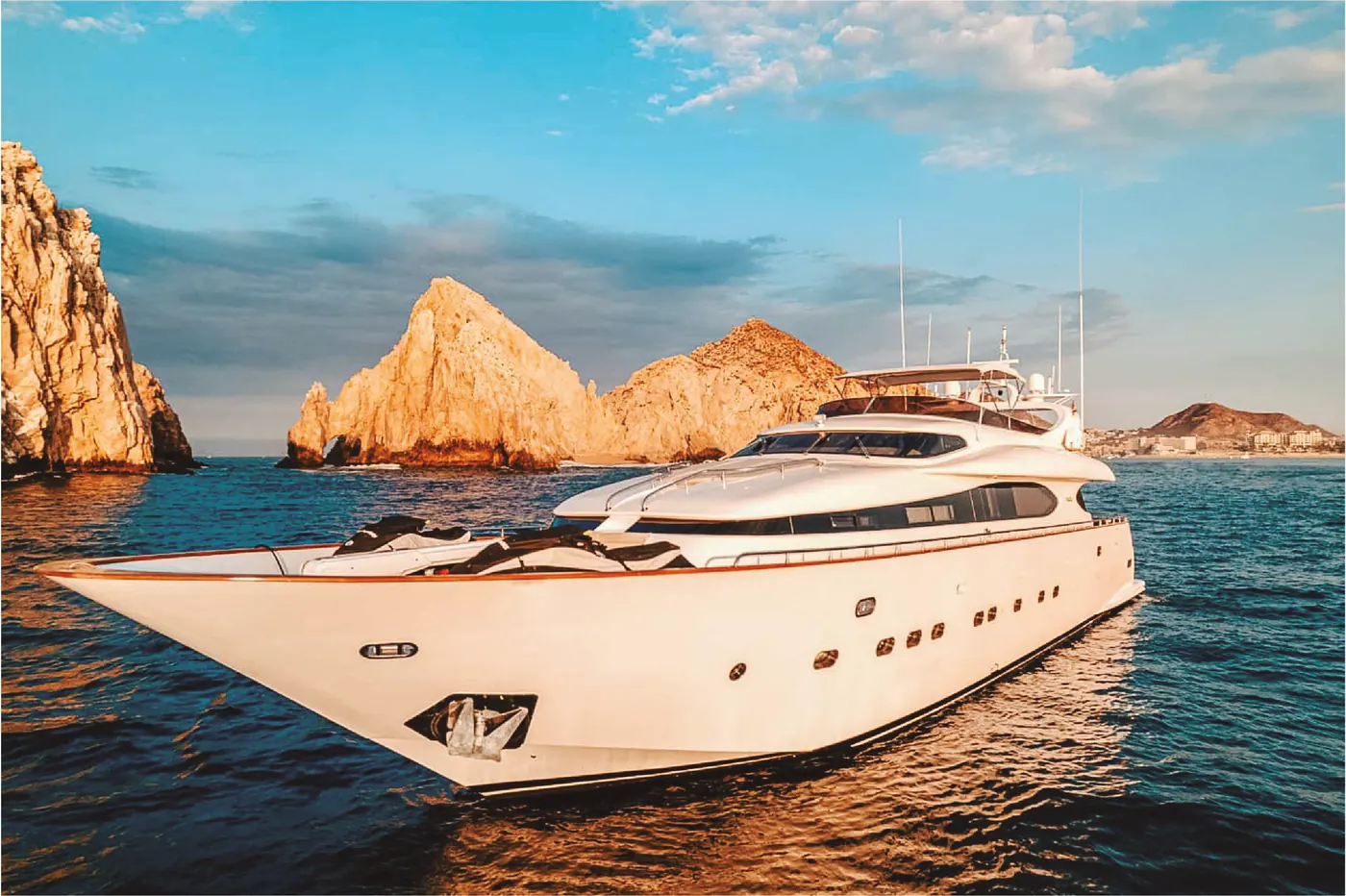 100 ft Maiora anchored in front of the Arch of Cabo, Mexico.